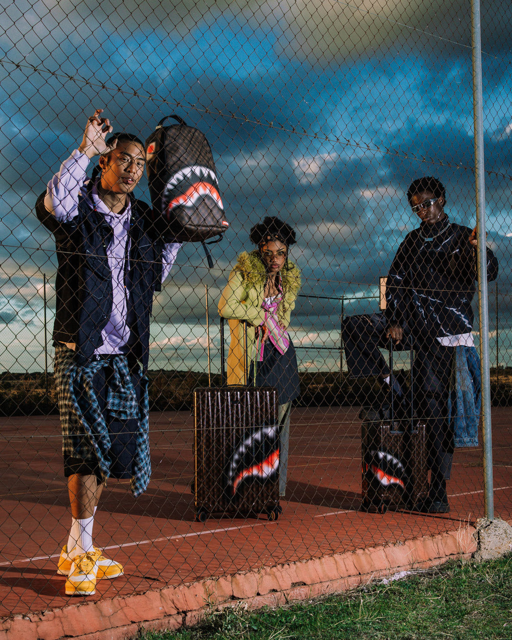 SHARKS IN PARIS BLUR EFFECT BACKPACK