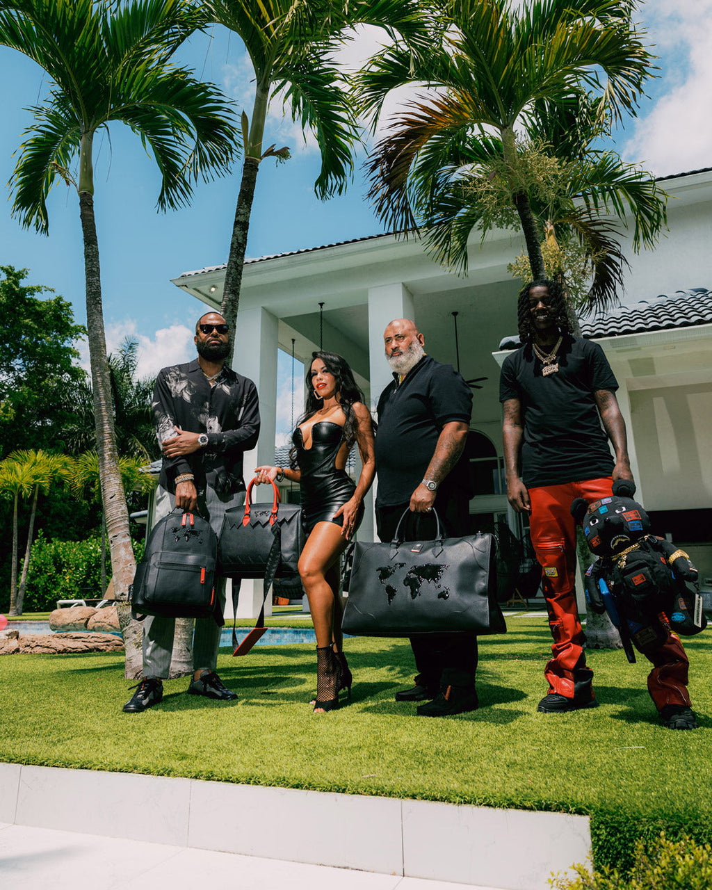 JAMES FIRST CLASS GLOBAL TAKEOFF PYRAMID DUFFLE