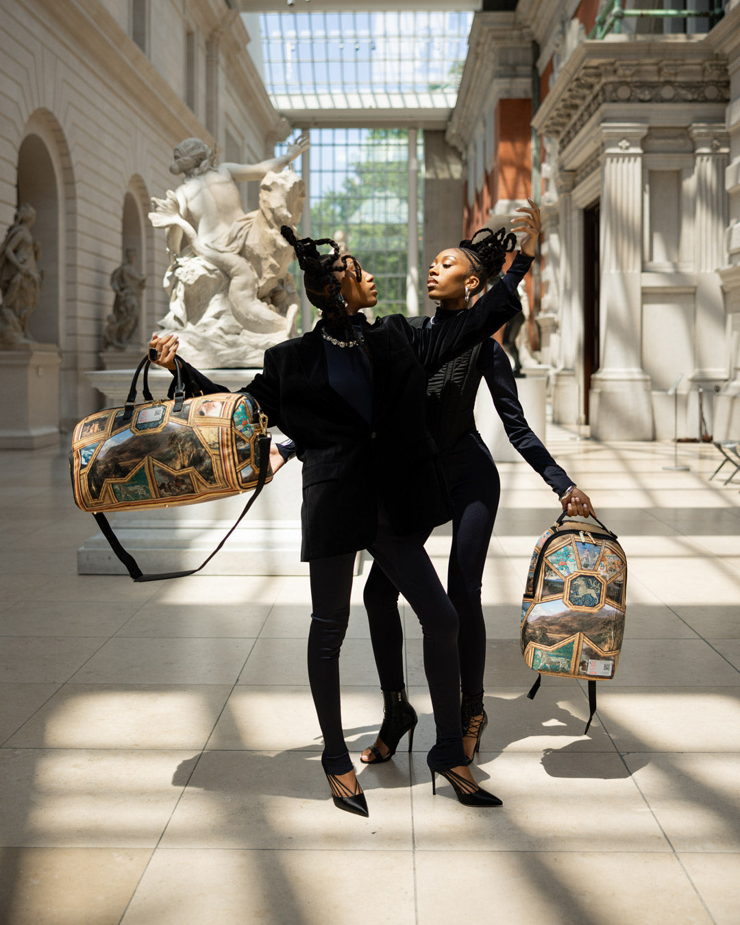 THE MET MASTERPIECES DUFFLE